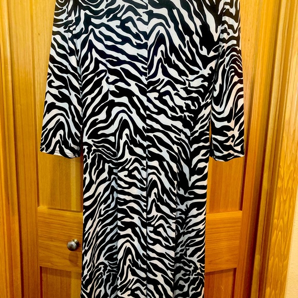 Joseph Ribkoff Size 10 dress. Zebra Print - Picture 2 of 3